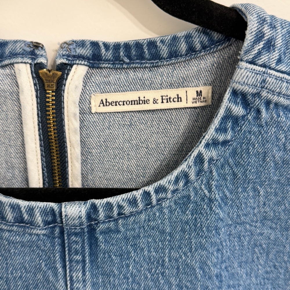 Abercrombie & Fitch Denim Sleeveless Zip Back Mini Dress Size Medium - Picture 5 of 5
